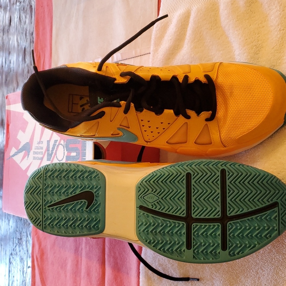 Mens Nike React WR ISPA 13 - Gold